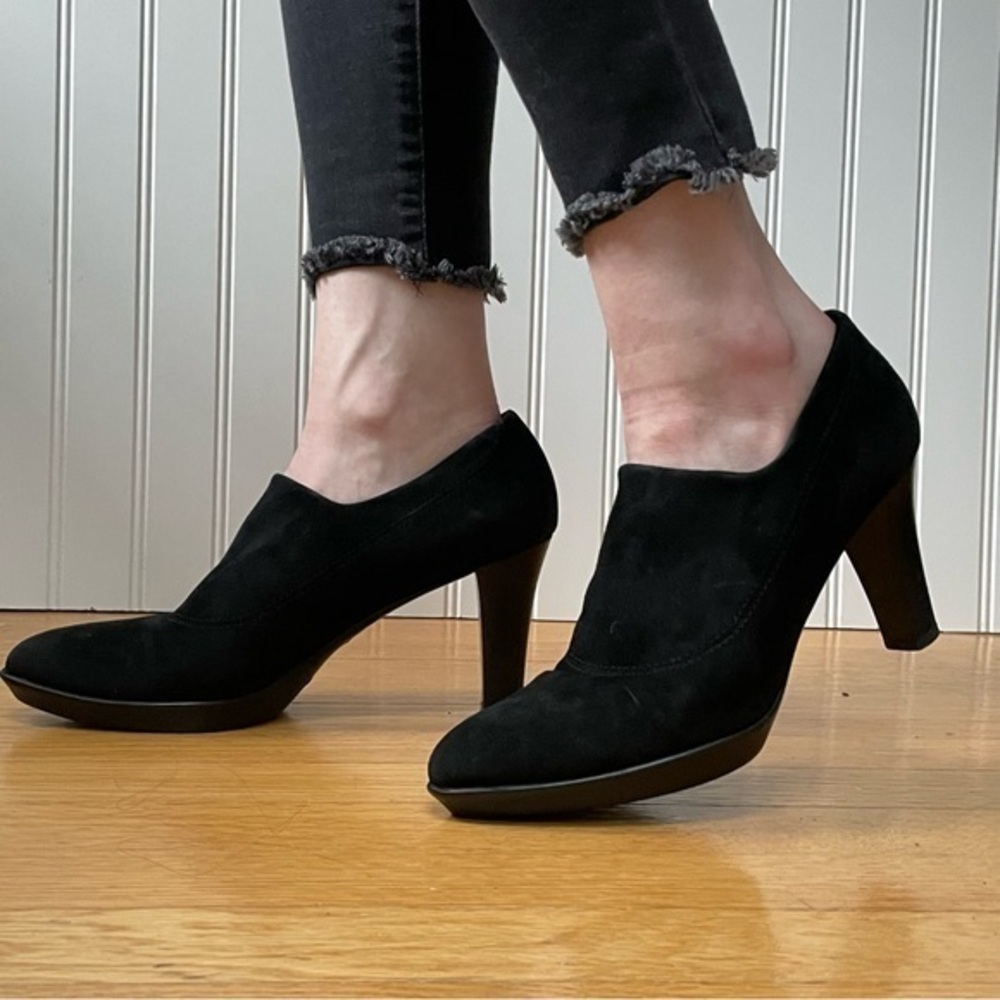 Aquatalia Waterproof Suede Heeled Boots in Black